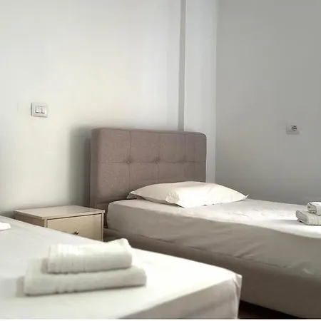 Kylian Apartment Sarande